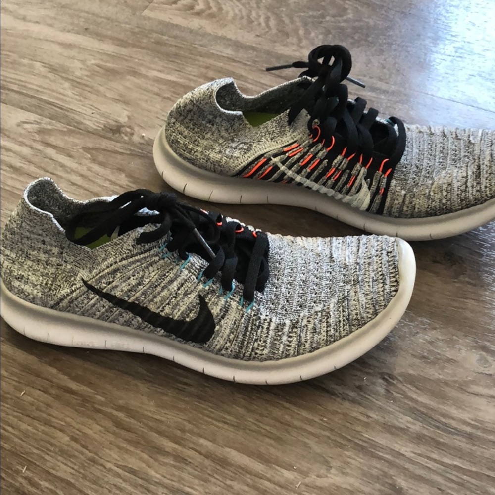 Nike running free and flexible!